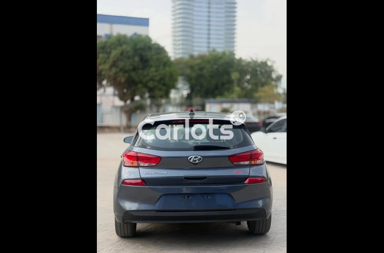 Foreign used 2017 Hyundai Elantra GT - 1/7