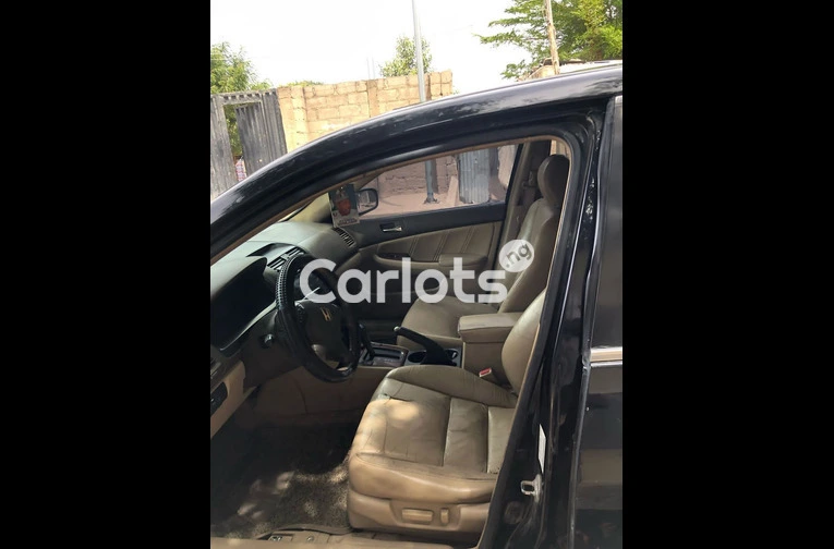 2007 Honda Accord Coupé - 3/5