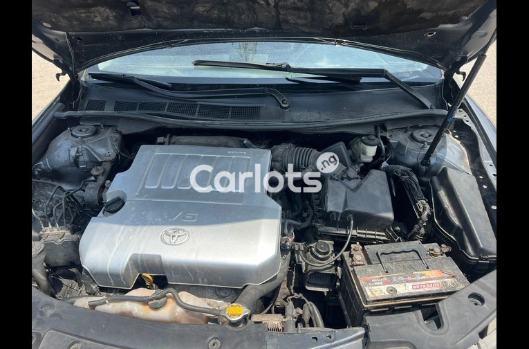 Extremely cleaned 2013 Toyota Camry - 2/7