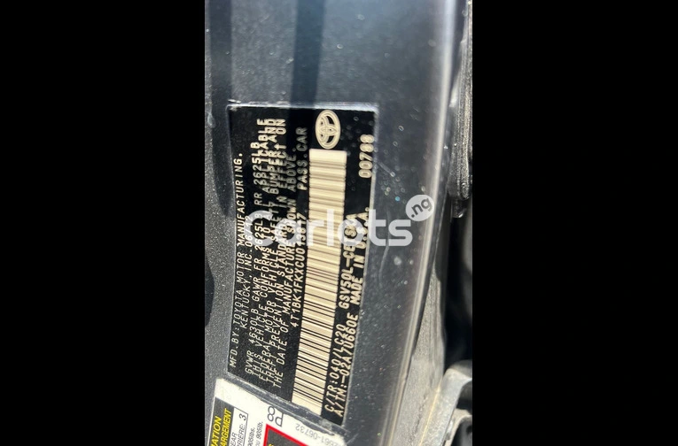 Extremely cleaned 2013 Toyota Camry - 3/7