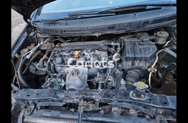 Honda Civic 2007 Model - 5/5
