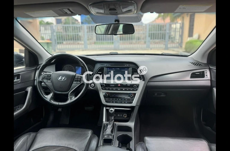 FOREIGN USED 2016 HYUNDAI SONATA SPORT TECH - 2/7