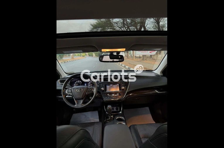 Toyota Avalon Limited 2015 - 5/7