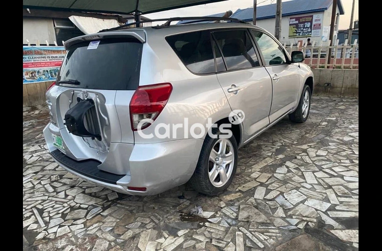 2008 Toyota RAV4 - 4/7