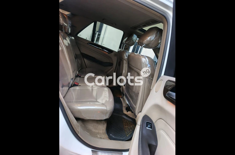 2014/2015 Mercedes Benz ML350 - 3/7