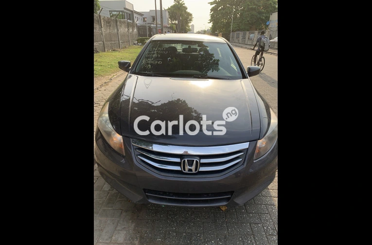 Tokunbo 2011 Honda Accord - 6/7
