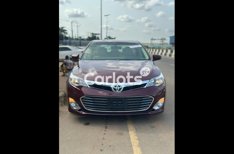 FOREIGN USED 2015 TOYOTA AVALON XLE