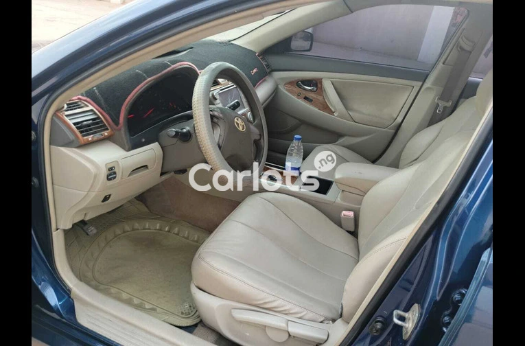 Clean Belgium Toyota Camry Muscle 2008 - 3/4