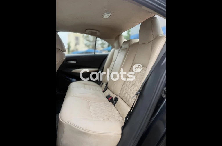 Nigeria used 2022 Toyota Corolla 2.0 with custom duty - 4/7