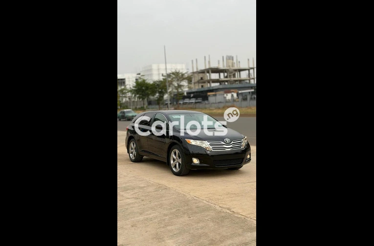 FOREIGN USED 2010 TOYOTA VENZA FULL OPTION
