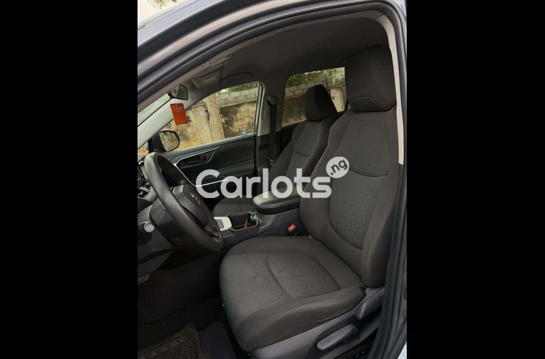 Toyota RAV4 2023 - 6/7