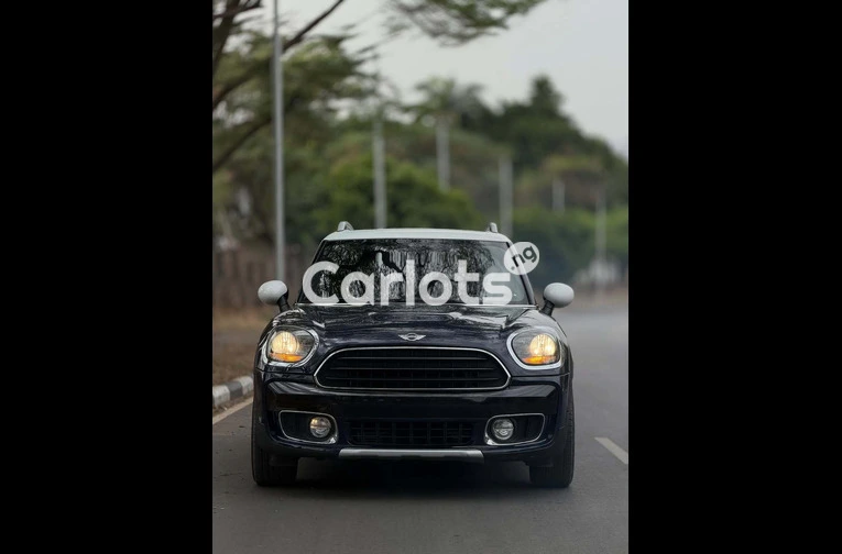 MINI COUNTRYMAN 2017 - 2/7