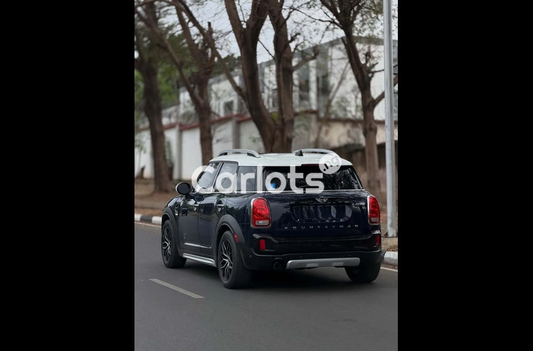 MINI COUNTRYMAN 2017 - 5/7