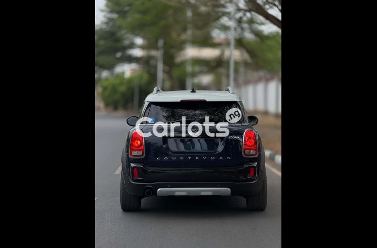 MINI COUNTRYMAN 2017 - 6/7