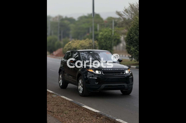 RANGE ROVER EVOQUE FOREIGN USED - 3/7
