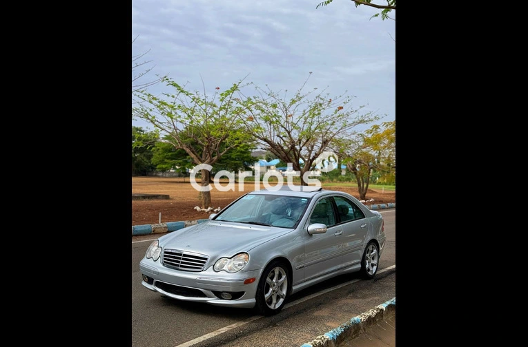 NEW ARRIVAL / FIRST BODY FOREIGN USED 2007 MERCEDES BENZ C230 SPORT