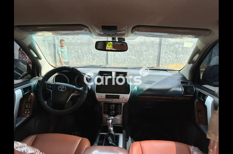 REGISTERED 2012⬆️2020 TOYOTA LANDCRUISER PRADO B6 - 2/7