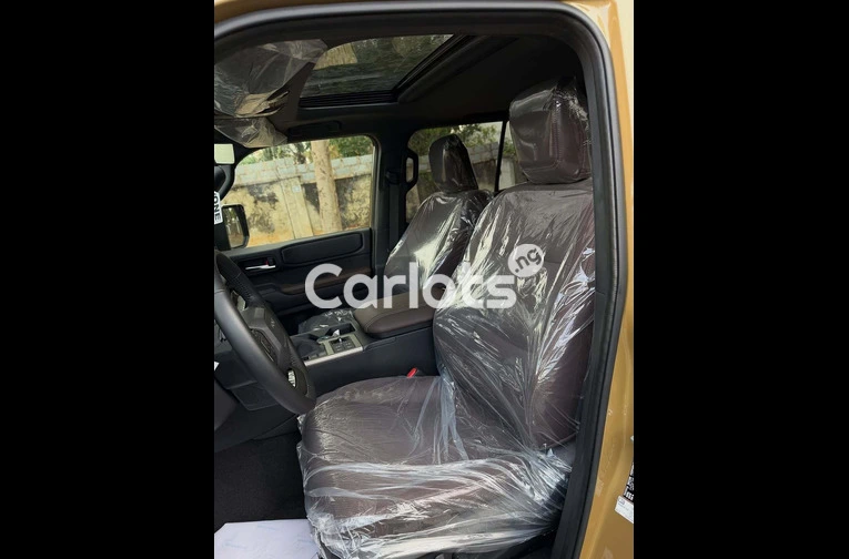 BRAND NEW 2025 TOYOTA LAND CRUISER – ZERO MILEAGE, FULL OPTION - 6/7