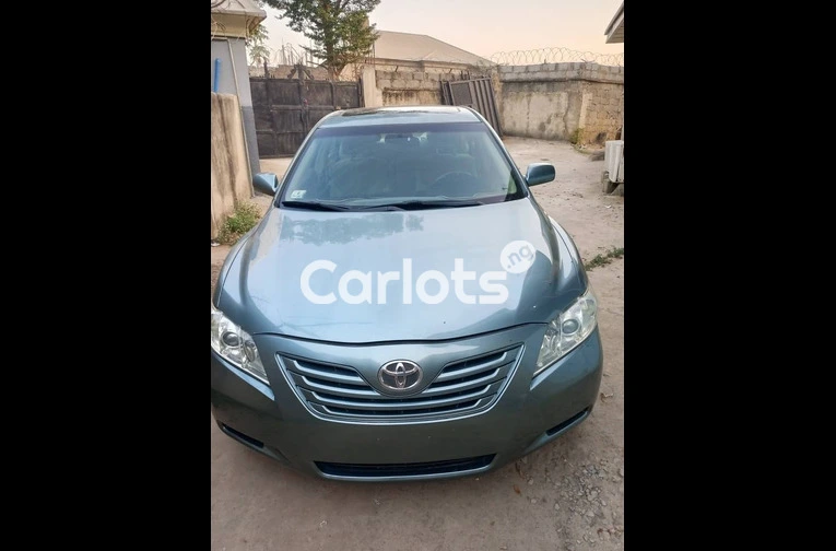 Toyota Camry 2008