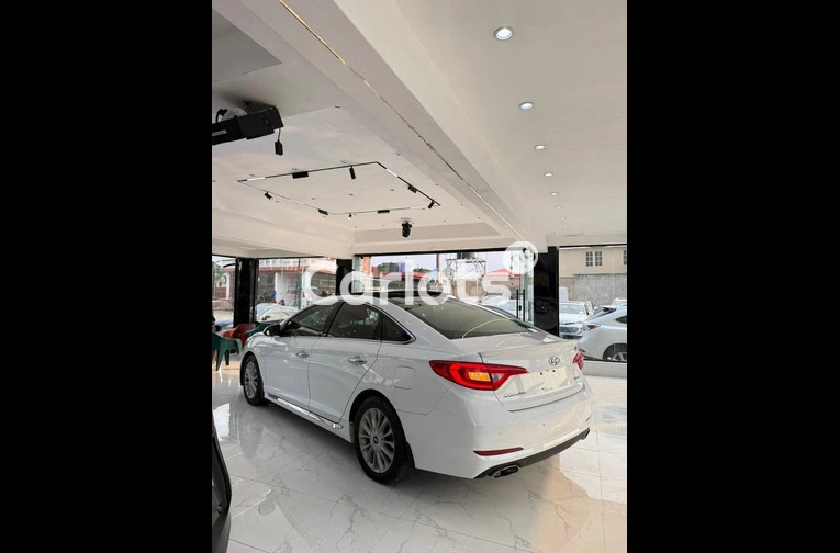 2015 Hyundai Sonata Limited Edition - 4/6