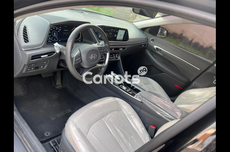 2020 Hyundai Sonata Limited - 3/7