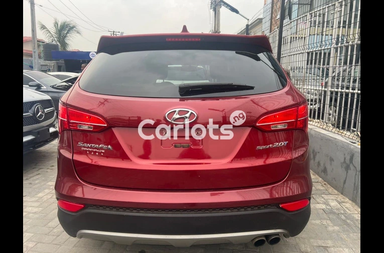Hyundai Santa Fe Sport 2.0T Limited - 7/7