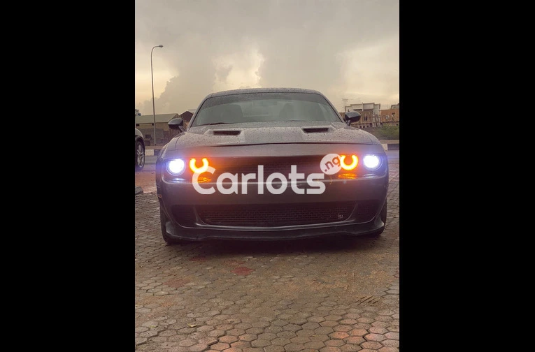 2020 Dodge Challenger - 1/5