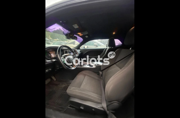 2020 Dodge Challenger - 2/5