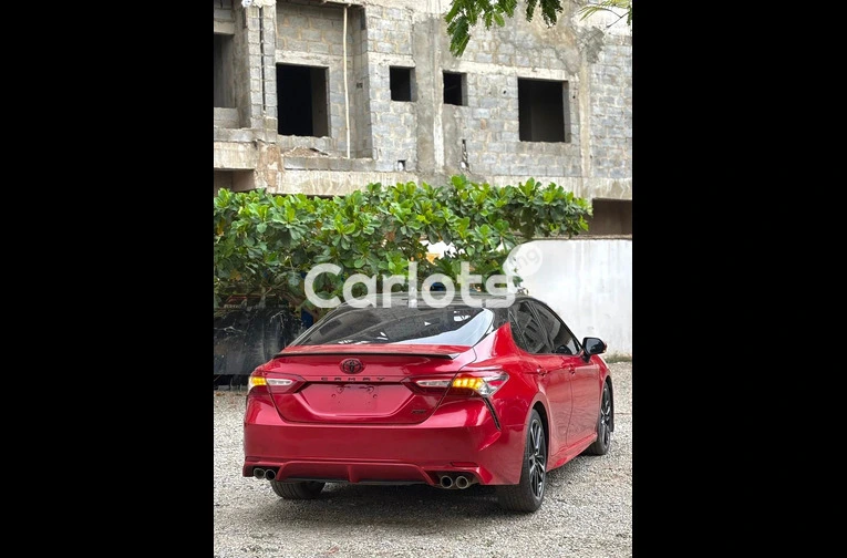FOREIGN USED 2019 TOYOTA CAMRY XSE FULL OPTION - 6/7