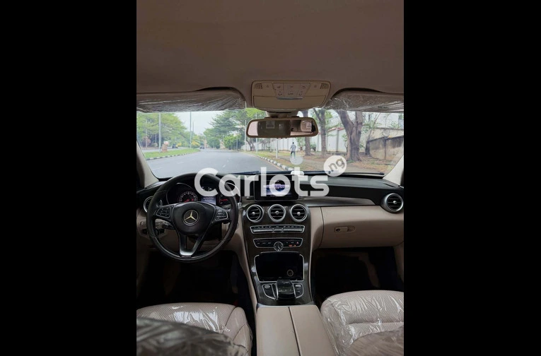 Mercedes-Benz C300 2015 - 5/7