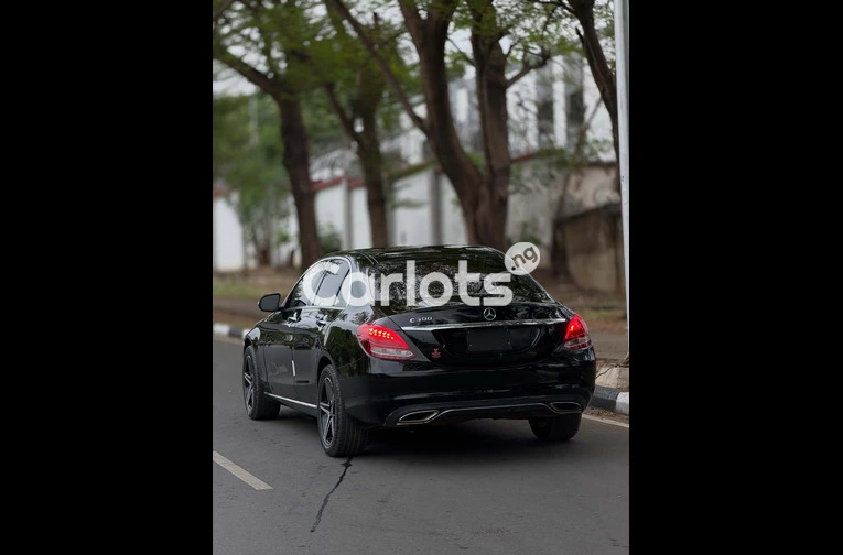 Mercedes-Benz C300 2015 - 7/7