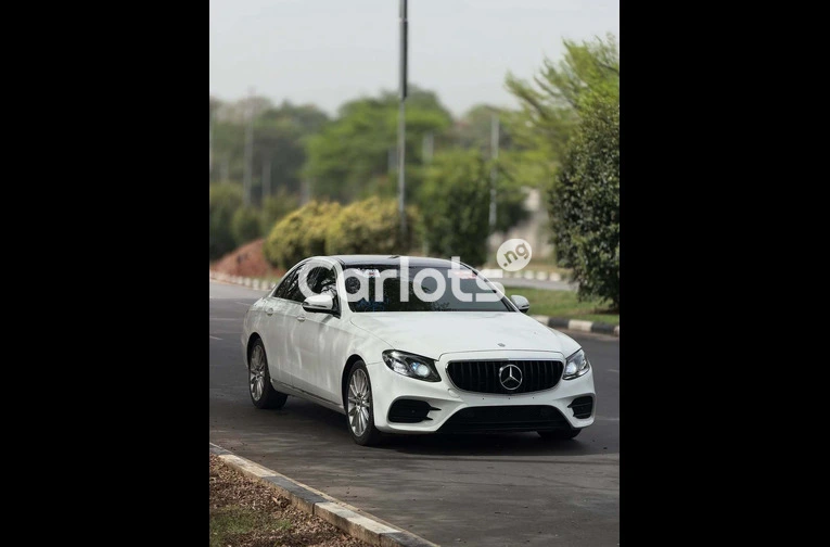 2016 Mercedes-Benz E300 - 3/7