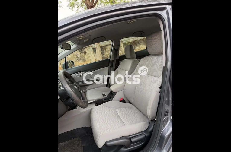 HONDA CIVIC 2015 - 6/7