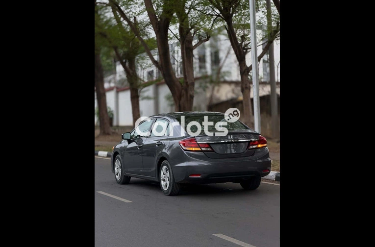 HONDA CIVIC 2015 - 7/7