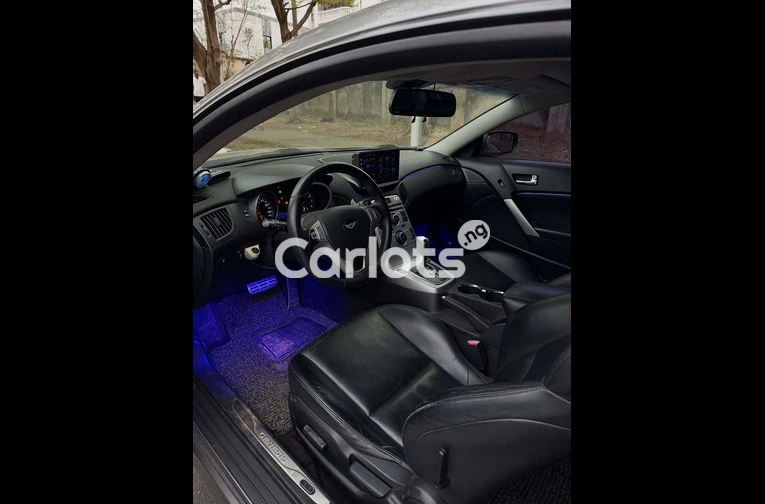 2010 HYUNDAI GENESIS FOREIGN USED - 4/7