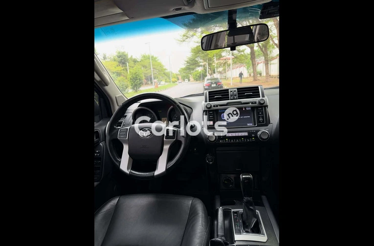 2018 TOYOTA LAND CRUISER PRADO VX - 4/7