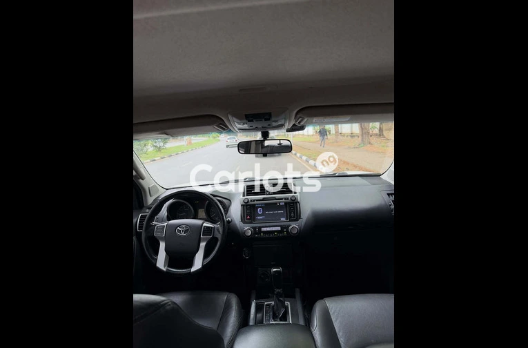 2018 TOYOTA LAND CRUISER PRADO VX - 5/7