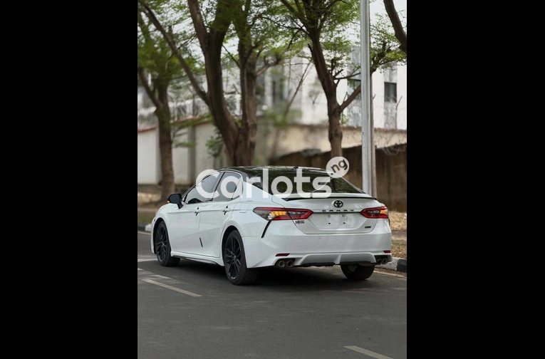 Toyota Camry 2021 TOKUNBO - 7/7