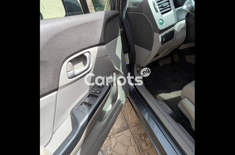 Clean direct Honda Accord 2012 - 5/7