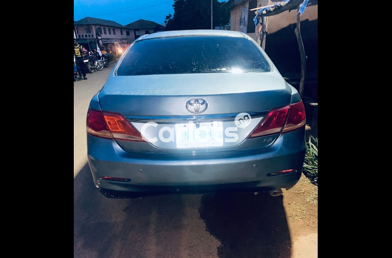 Toyota Camry 2008 - 2/4