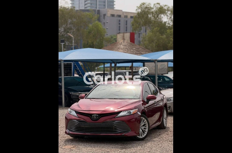 Foreign Used 2018 Toyota Camry XLE - 7/7