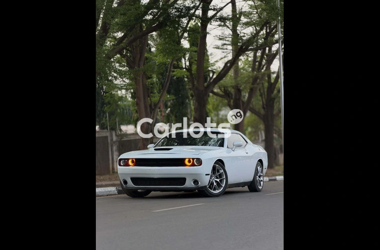 2022 DODGE CHALLENGER - 1/7