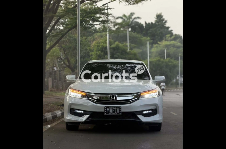 2016 HONDA ACCORD SPORT - 2/7