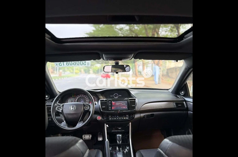 2016 HONDA ACCORD SPORT - 5/7