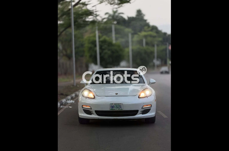 2012 PORSCHE PANAMERA - 2/7