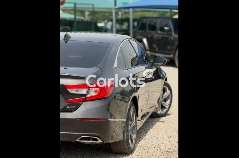 Foreign Used 2017 Honda Accord - 2/7