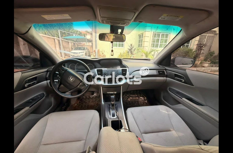 HONDA ACCORD 2014 - 5/7
