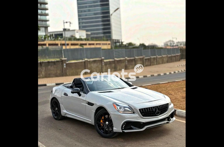 FOREIGN USED 2014 MERCEDES BENZ SLK CONVERTIBLE - 1/7