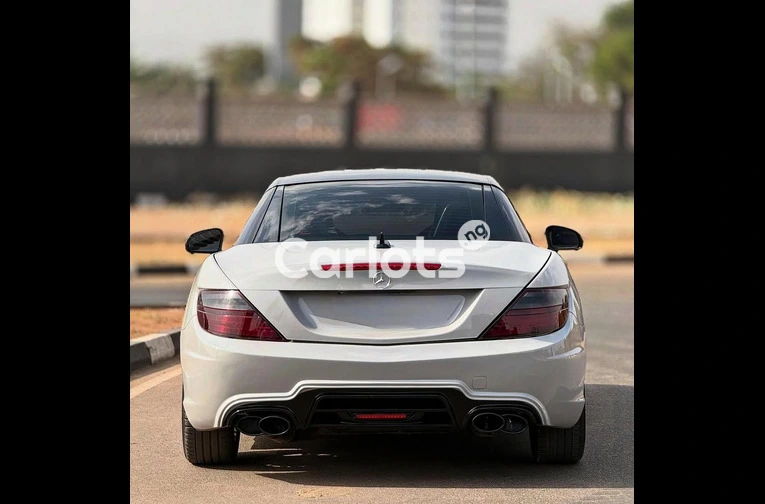 FOREIGN USED 2014 MERCEDES BENZ SLK CONVERTIBLE - 7/7