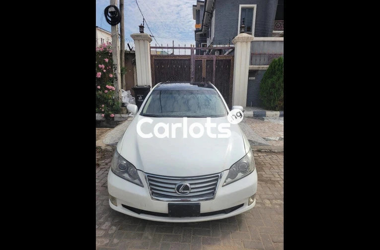 super clean 2010 Lexus ES350 tokunbo - 1/7